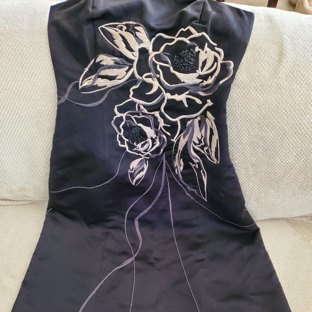 White House Black Market Strapless Cocktail Dress Black with Embroidery-Size 8